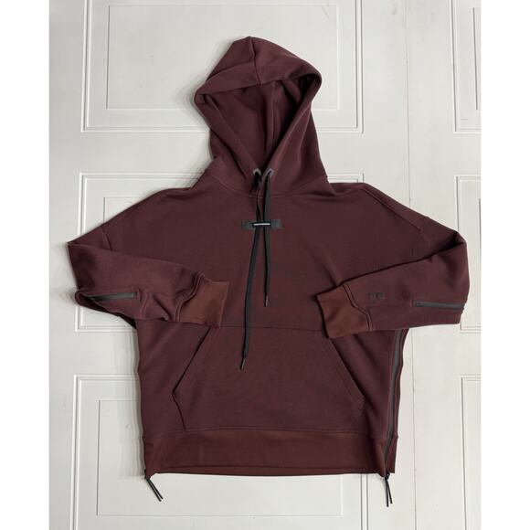 On Running Tops - Women’s On Cloud Swiss Engineering Pullover Hoodie Sweatshirt Maroon Red Size XS